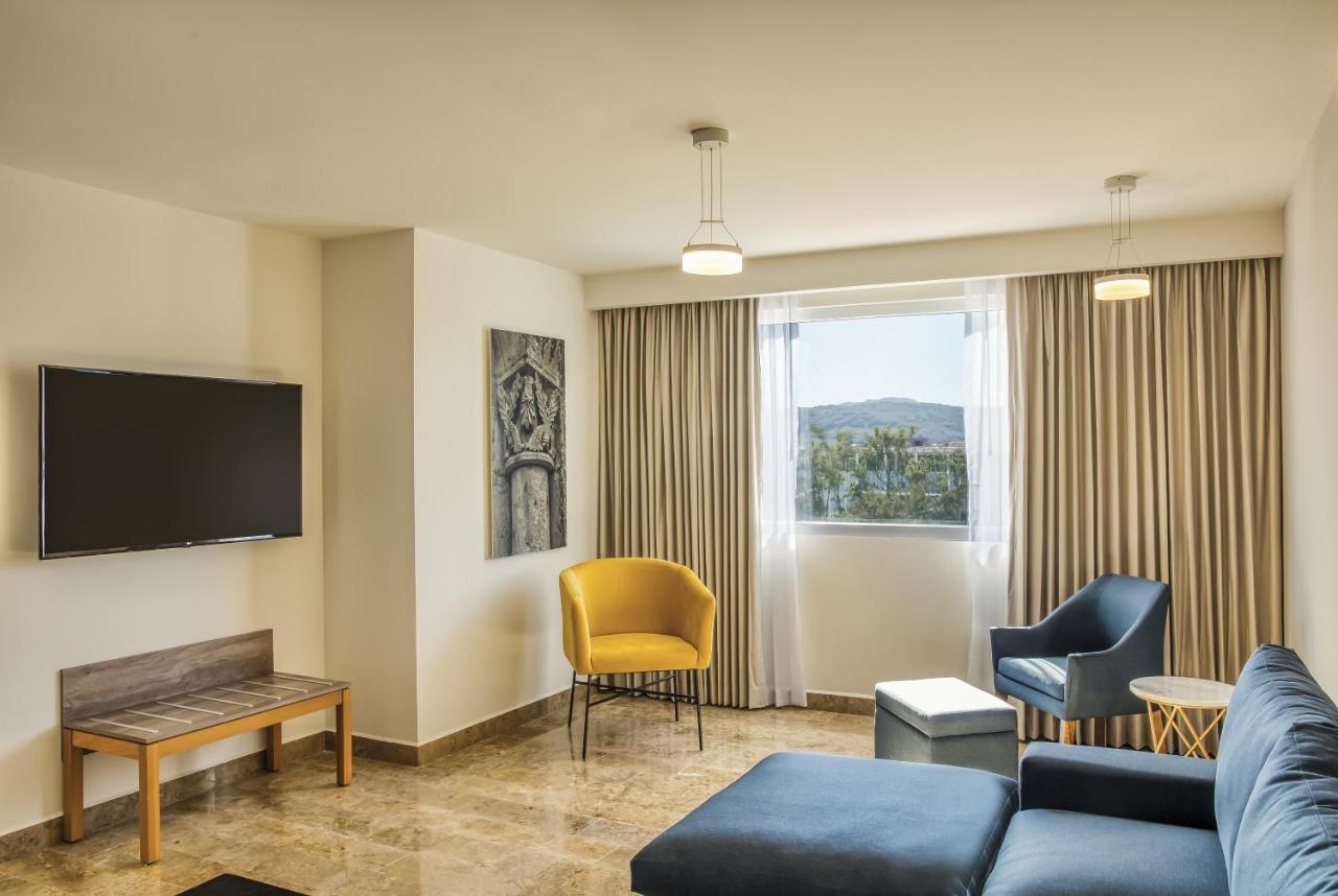 Fiesta Inn Guadalajara Periferico Poniente Zapopan Kültér fotó