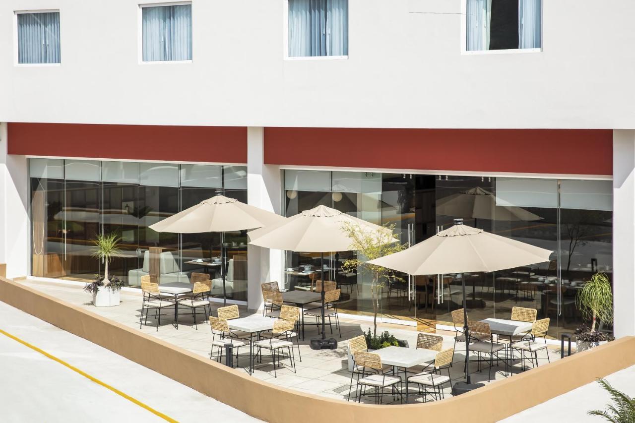Fiesta Inn Guadalajara Periferico Poniente Zapopan Kültér fotó
